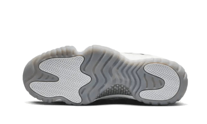 Air Jordan 11 Low Ie Light Orewood Brown
