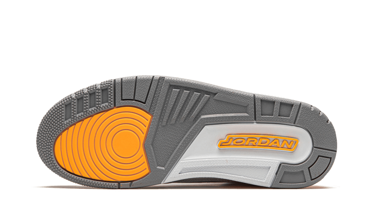 Air Jordan 3 Retro Laser Orange