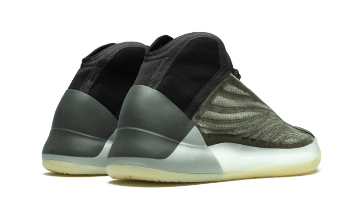 Adidas Yeezy Qntm Barium