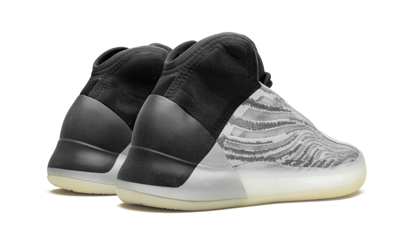 Adidas Yeezy Qntm Lifestyle Model