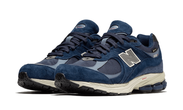 New Balance 2002R Gore Tex Navy Arctic Grey