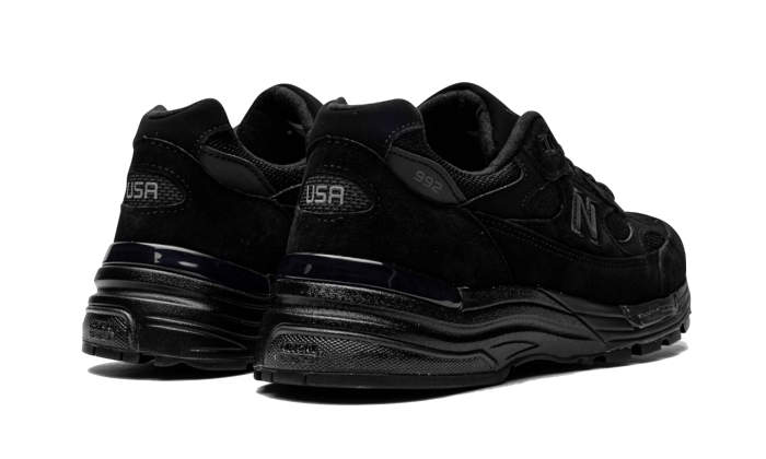 New Balance 992 Triple Black