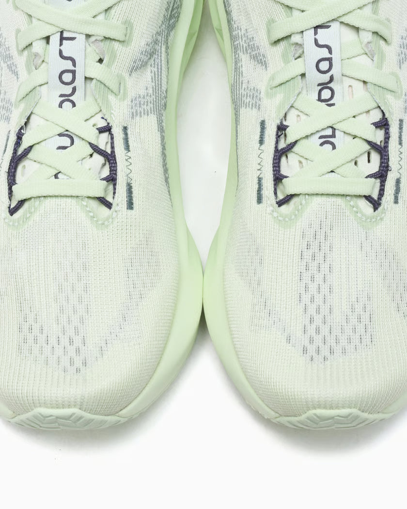 ASICS Novablast 5