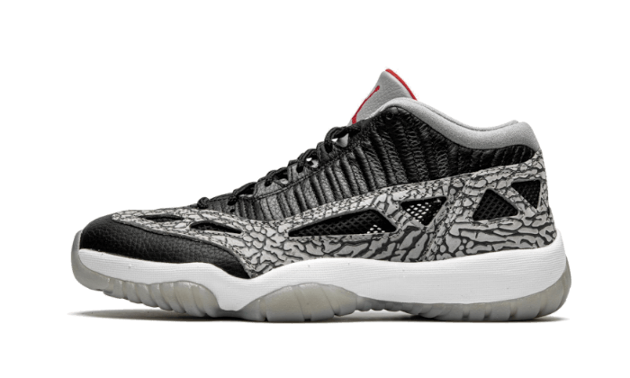 Air Jordan 11 Retro Low Ie Black Cement