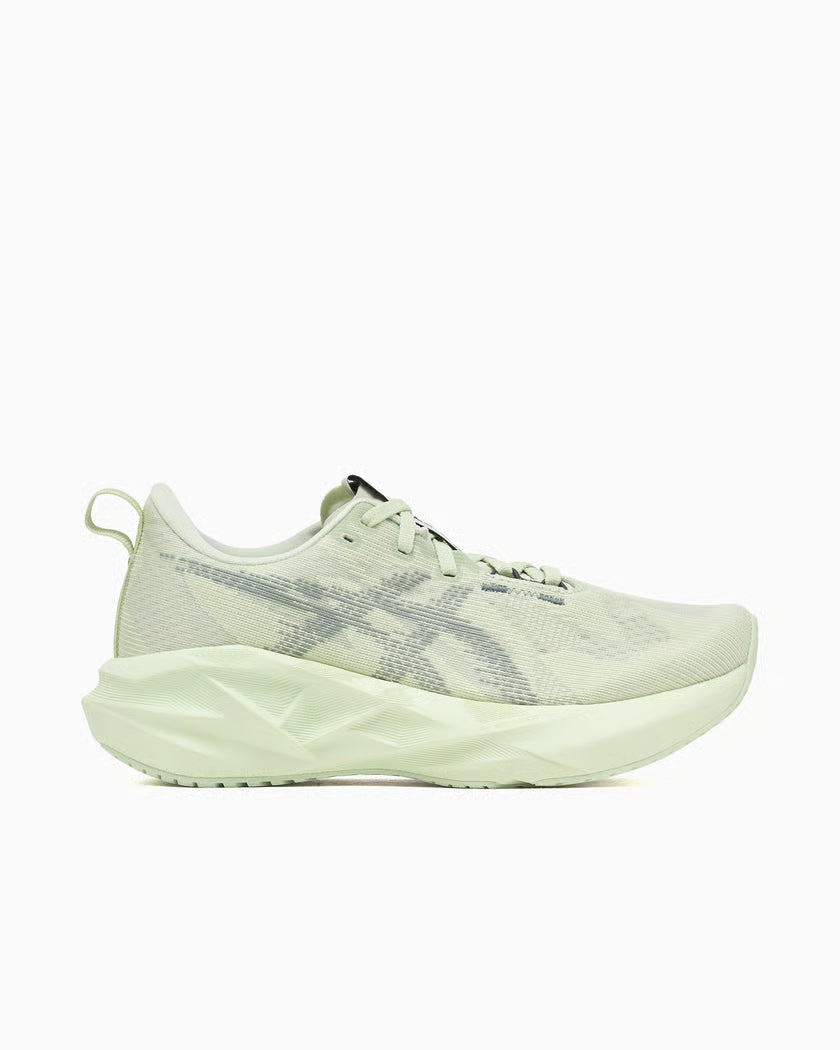 ASICS Novablast 5