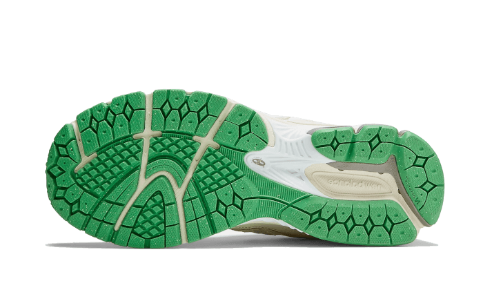 New Balance 2002R Ganni Turtledove